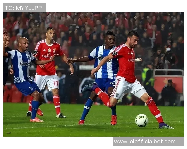 西甲赛场惊现冷门本菲卡与波尔图激战成和精彩集锦回顾